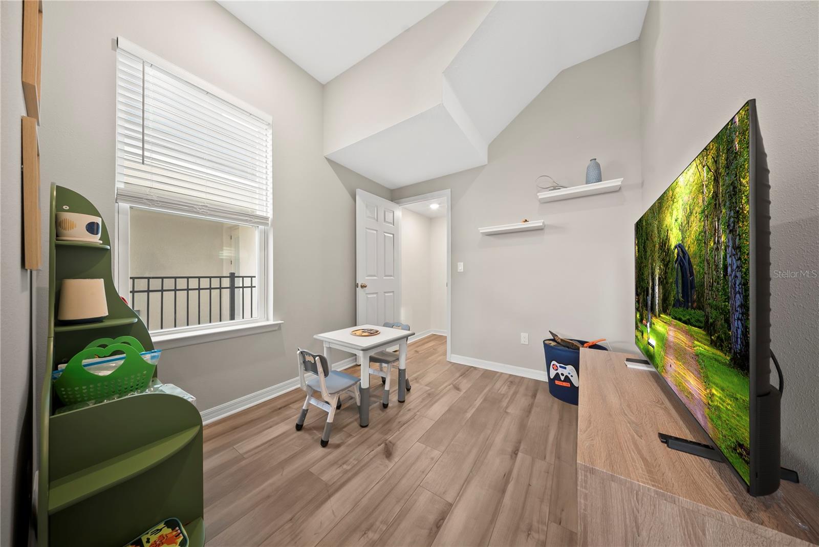 Image 22 of 74 For 5133 Citrus Leaf Boulevard