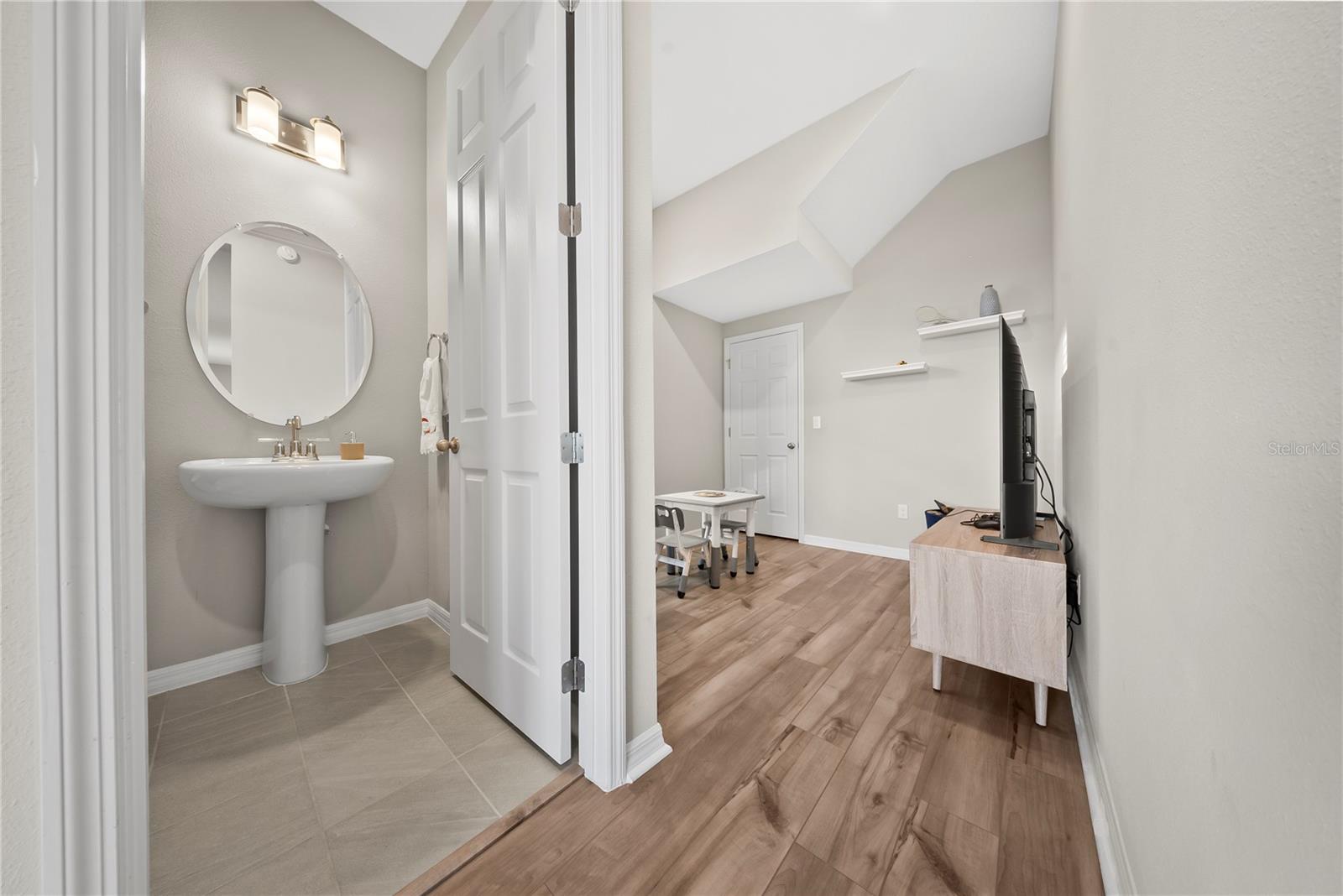 Image 26 of 74 For 5133 Citrus Leaf Boulevard