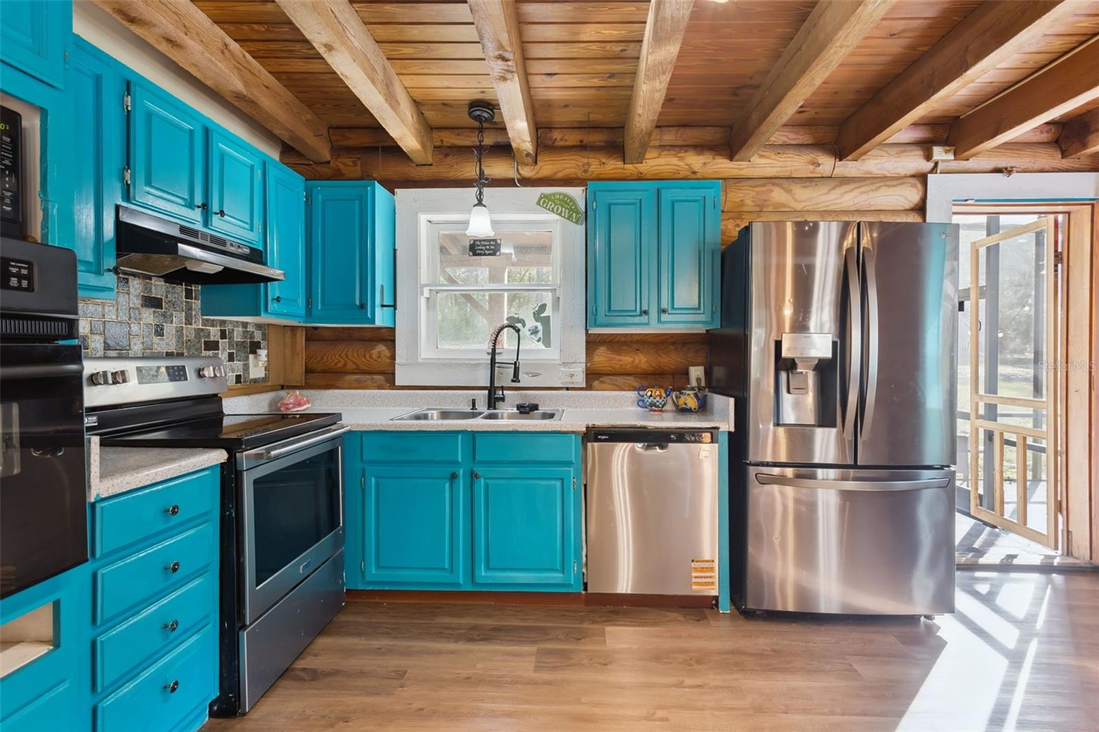 Image 10 of 50 For 1208 Darcy Road