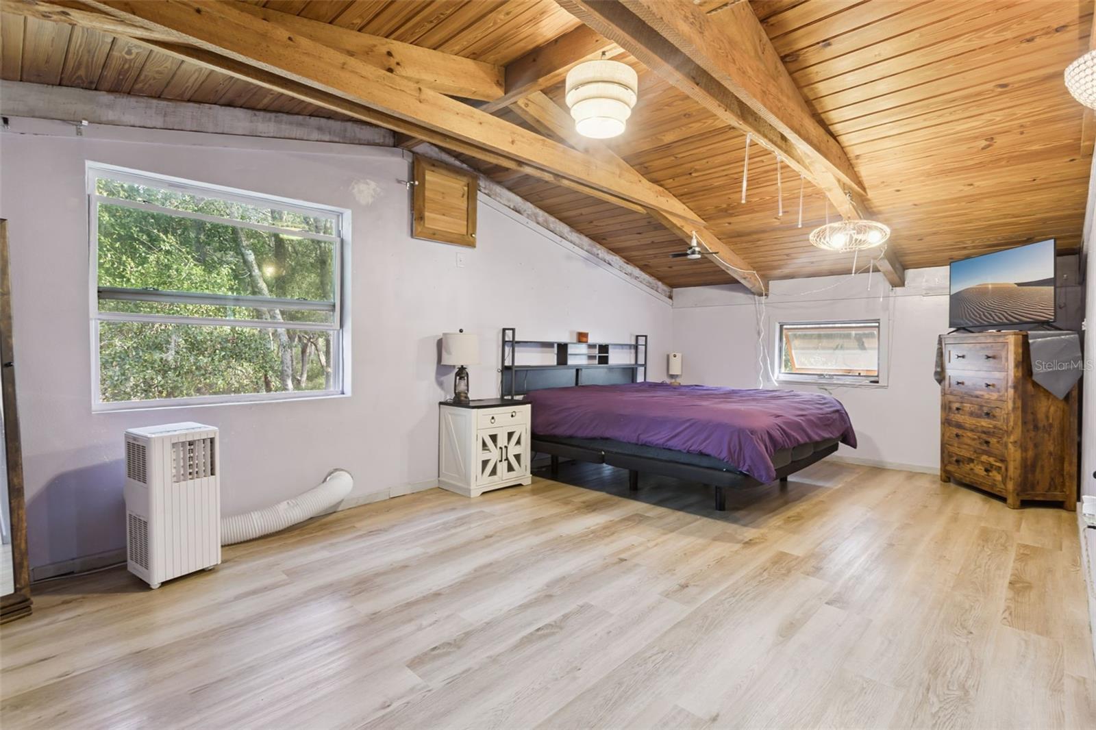 Image 18 of 50 For 1208 Darcy Road