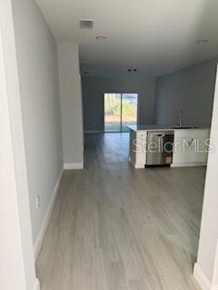 Image 13 of 22 For 17174 Nixon Avenue