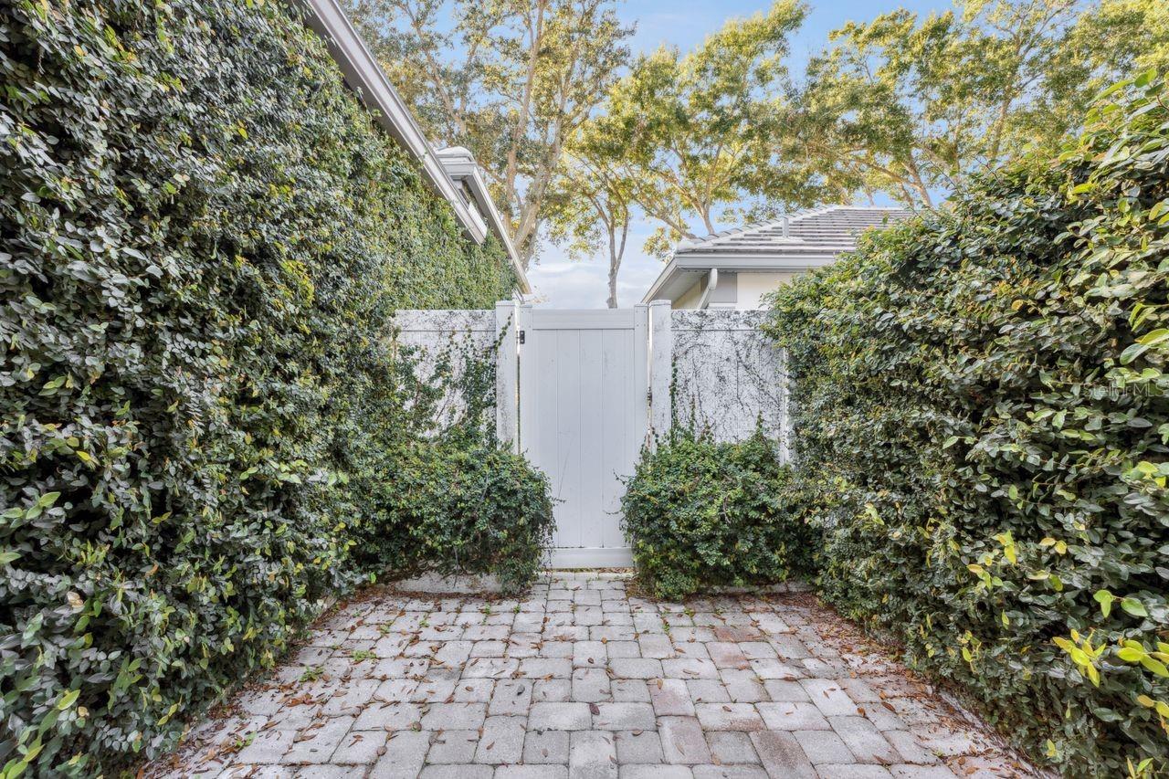 Image 26 of 59 For 1293 Langley Court