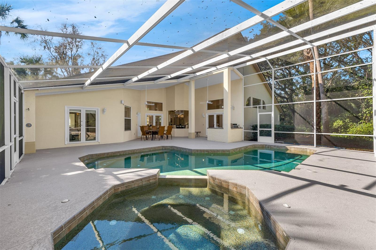 Image 37 of 50 For 845 Coach Lamp Court