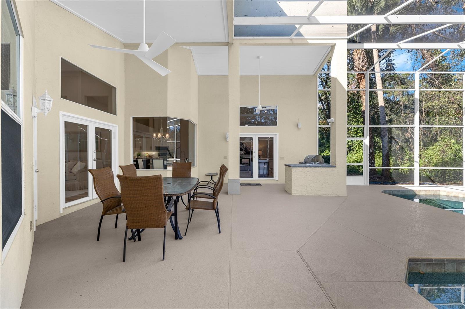 Image 40 of 50 For 845 Coach Lamp Court