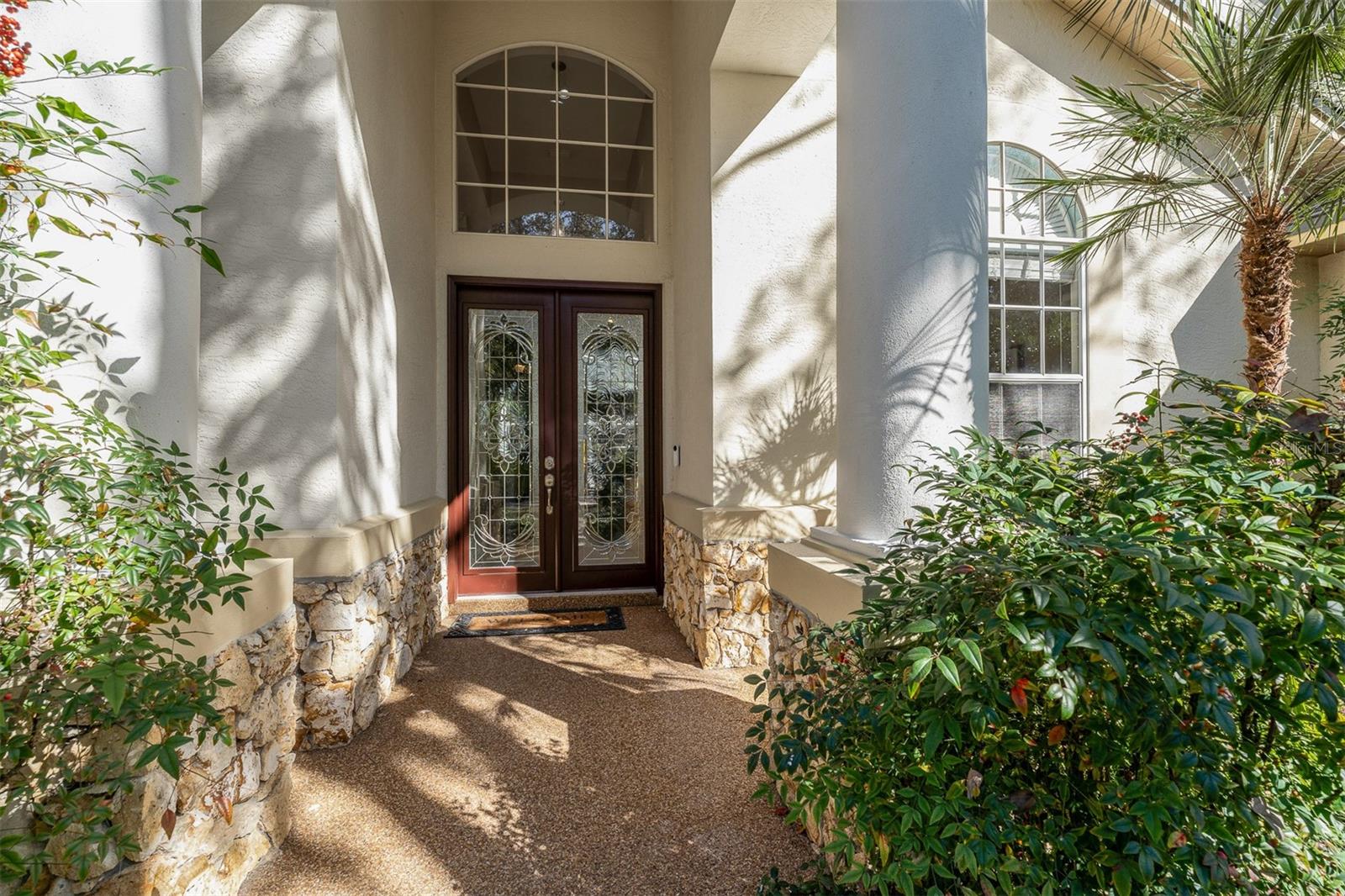 Image 49 of 50 For 845 Coach Lamp Court