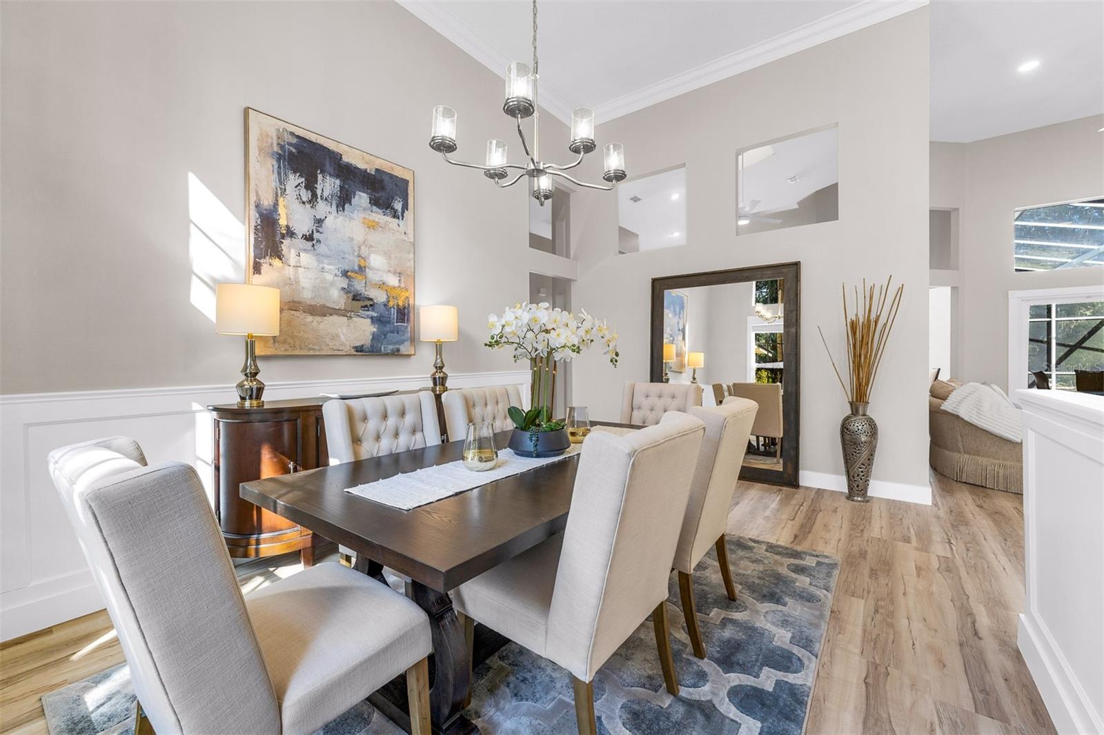 Image 6 of 50 For 845 Coach Lamp Court