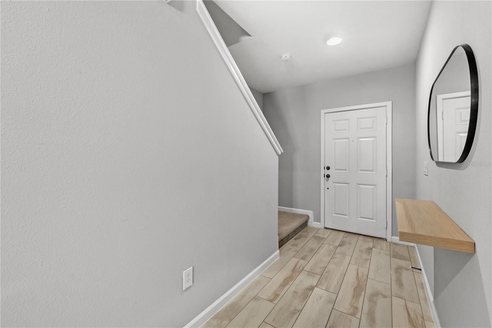 Image 15 of 34 For 260 Smugglers Way