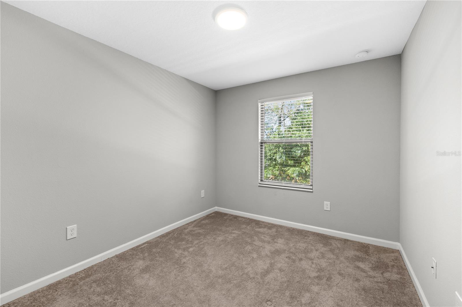 Image 29 of 34 For 260 Smugglers Way