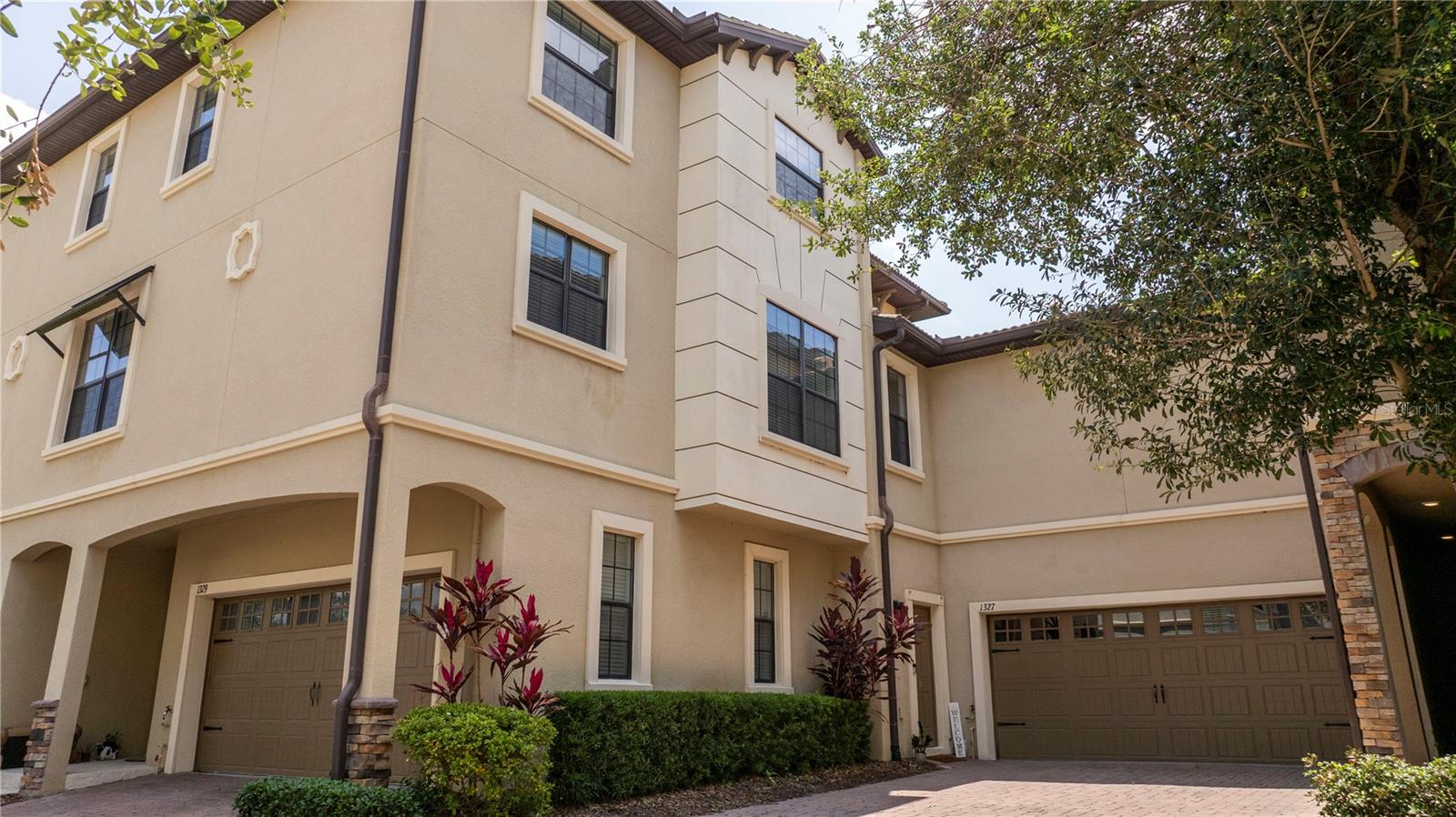 Image 14 of 53 For 1327 Shinnecock Hills Drive