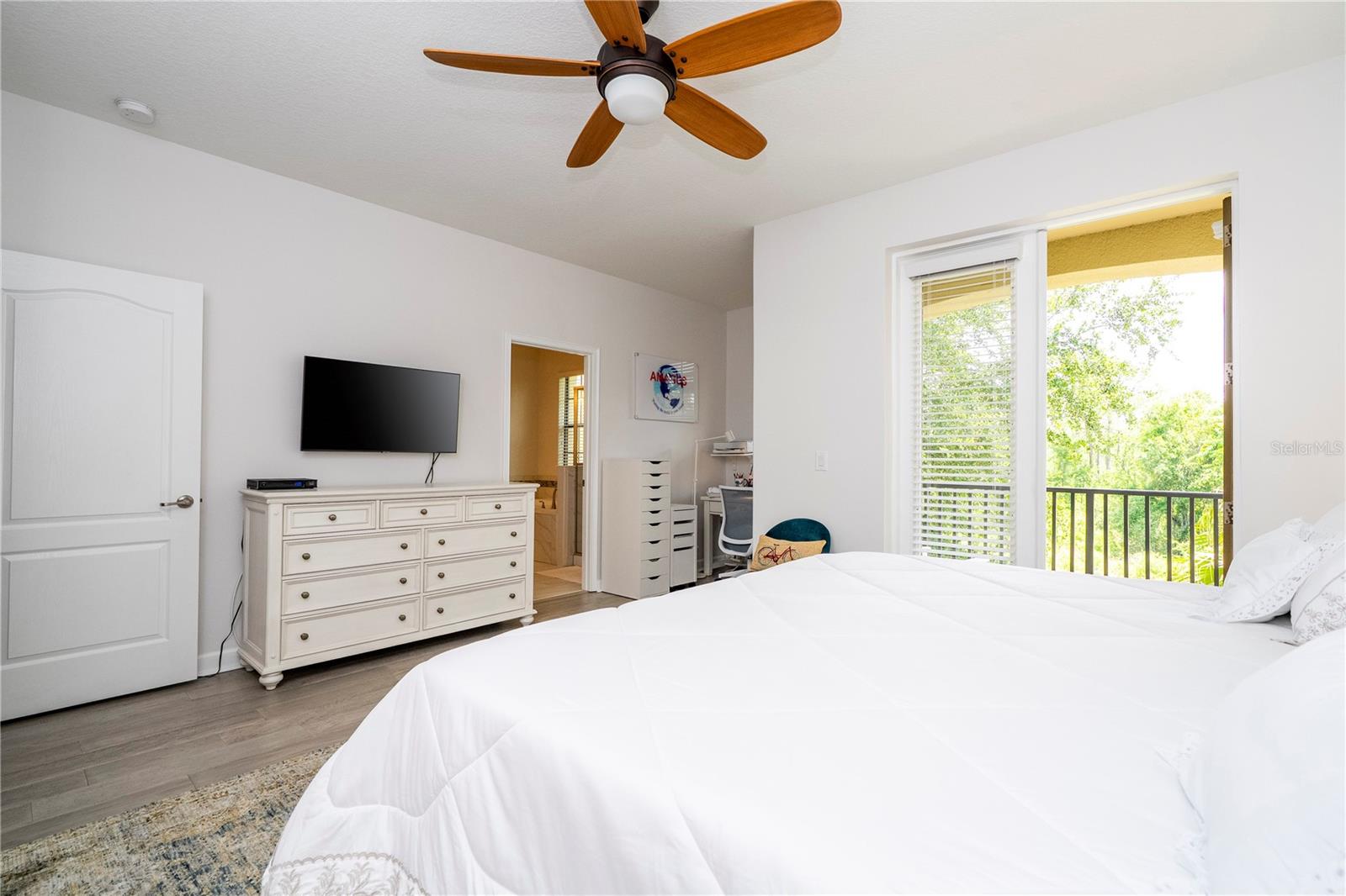 Image 17 of 53 For 1327 Shinnecock Hills Drive