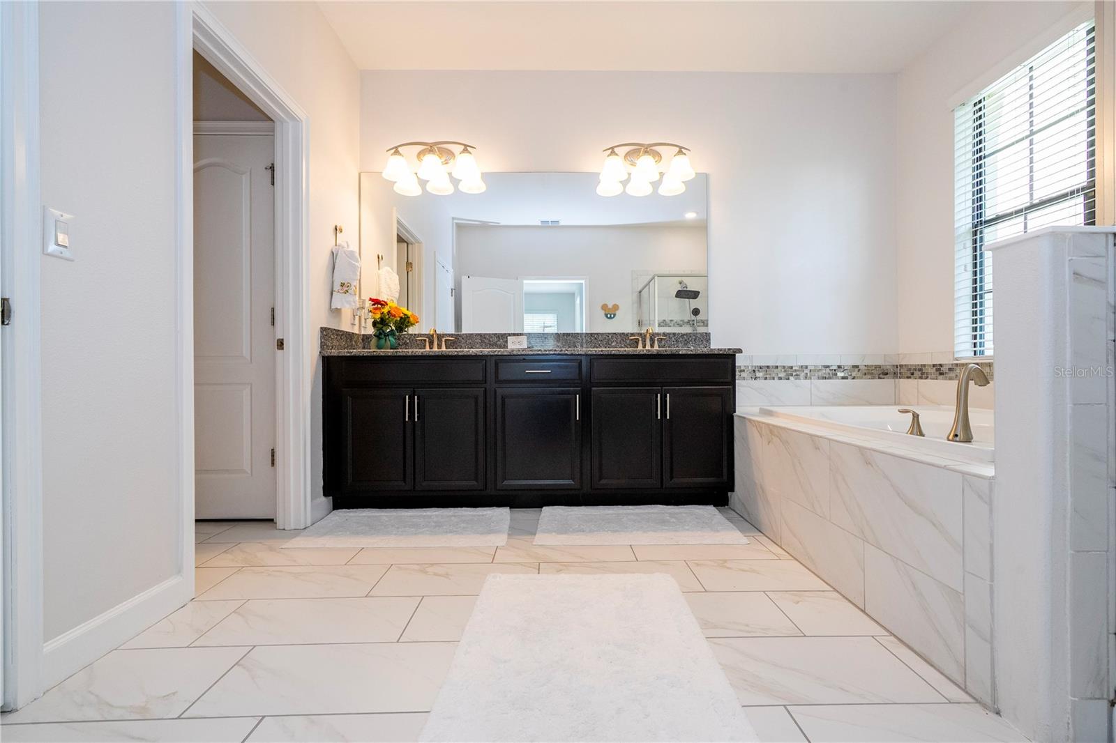 Image 18 of 53 For 1327 Shinnecock Hills Drive