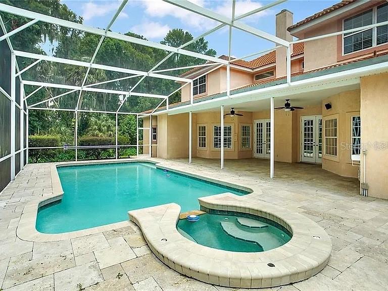 Image 29 of 39 For 627 Yorktown Drive