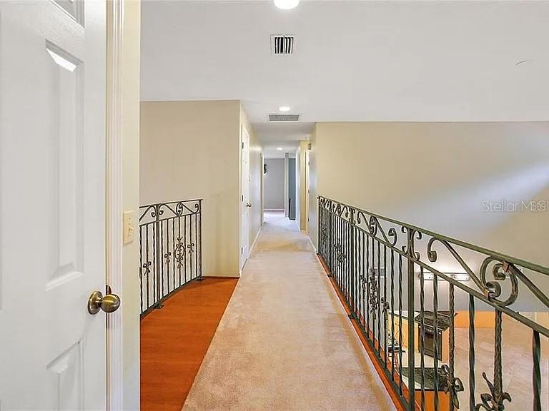 Image 7 of 39 For 627 Yorktown Drive