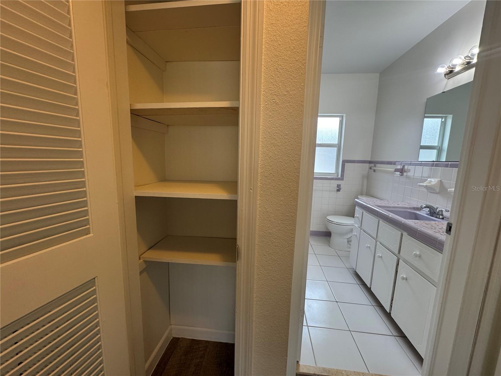 Image 16 of 25 For 206 Yale Street C