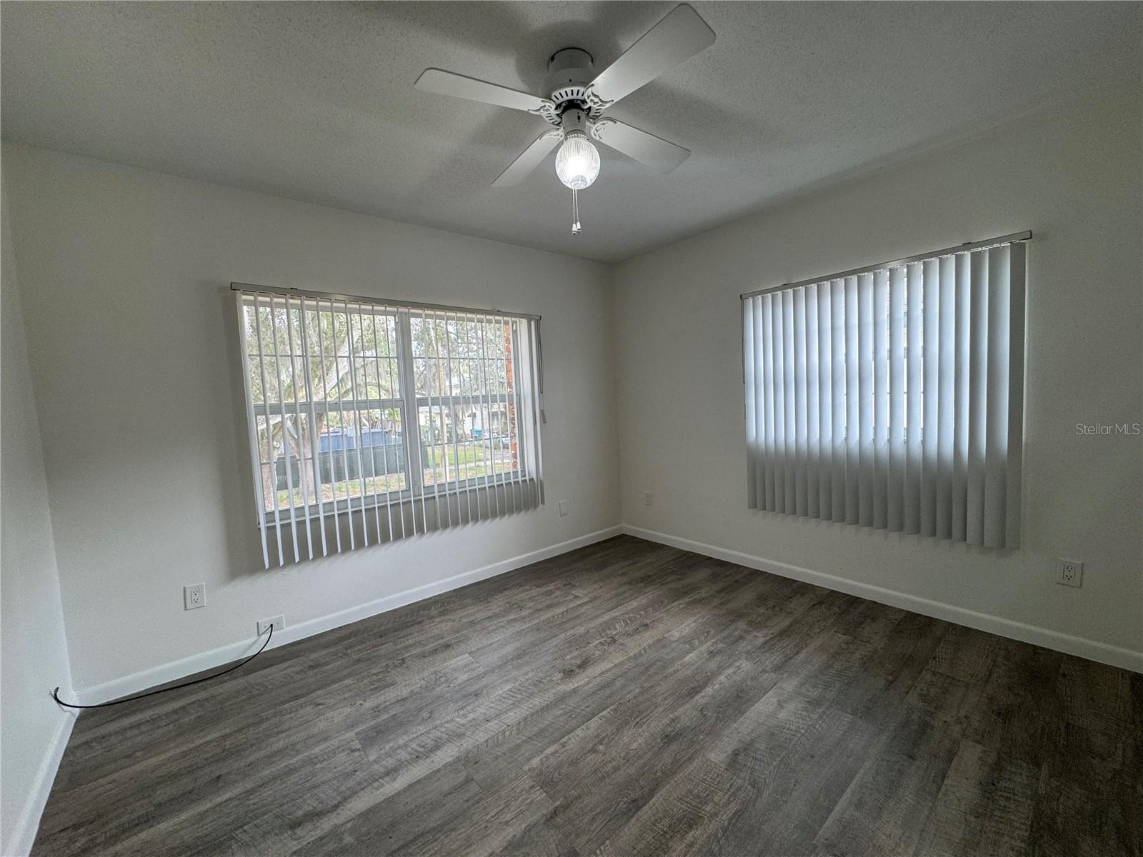 Image 17 of 25 For 206 Yale Street C