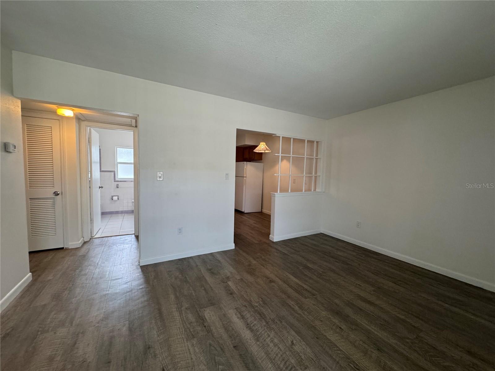 Image 23 of 25 For 206 Yale Street C