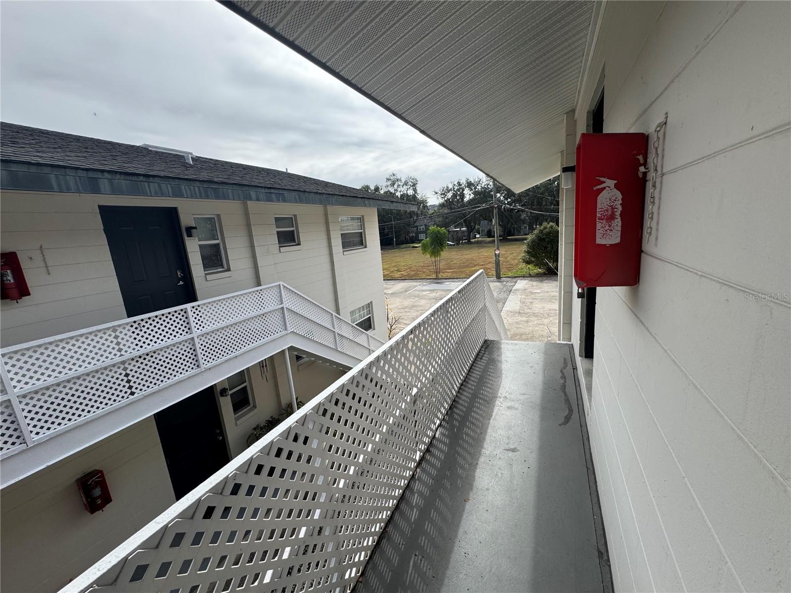 Image 8 of 25 For 206 Yale Street C