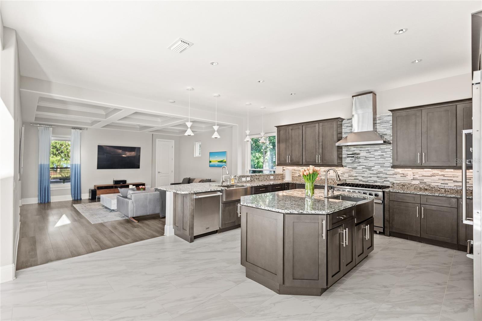 Image 10 of 49 For 11255 Macaw Court