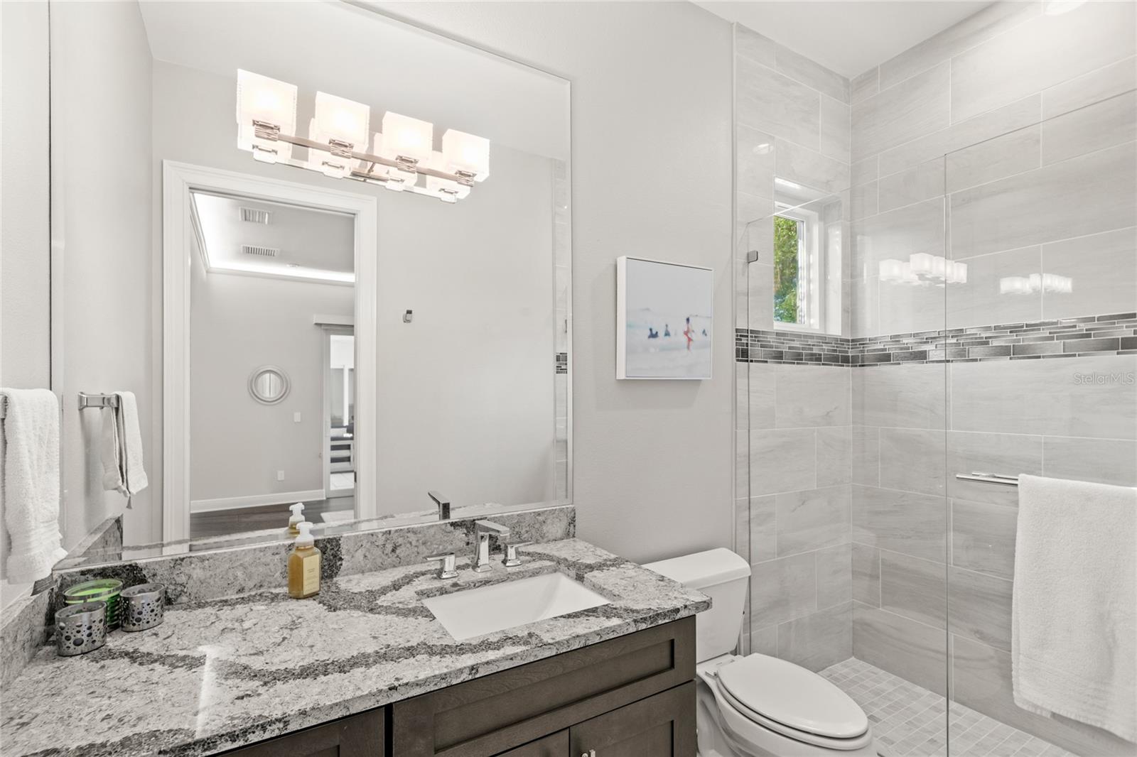 Image 18 of 49 For 11255 Macaw Court