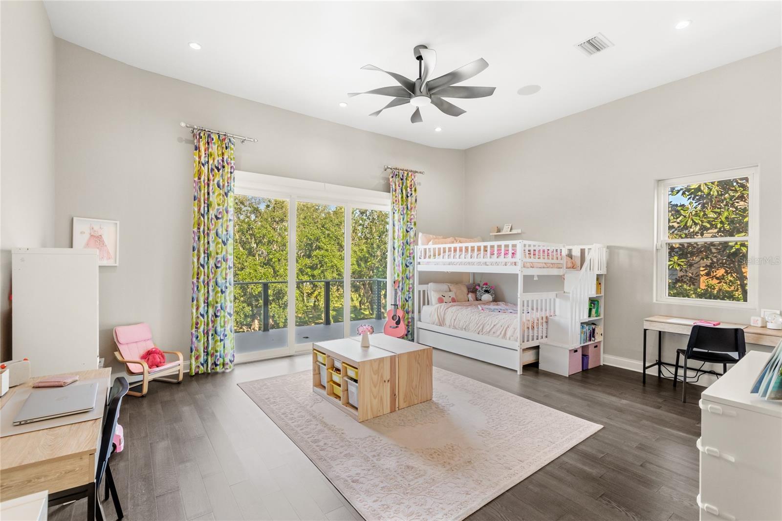 Image 31 of 49 For 11255 Macaw Court