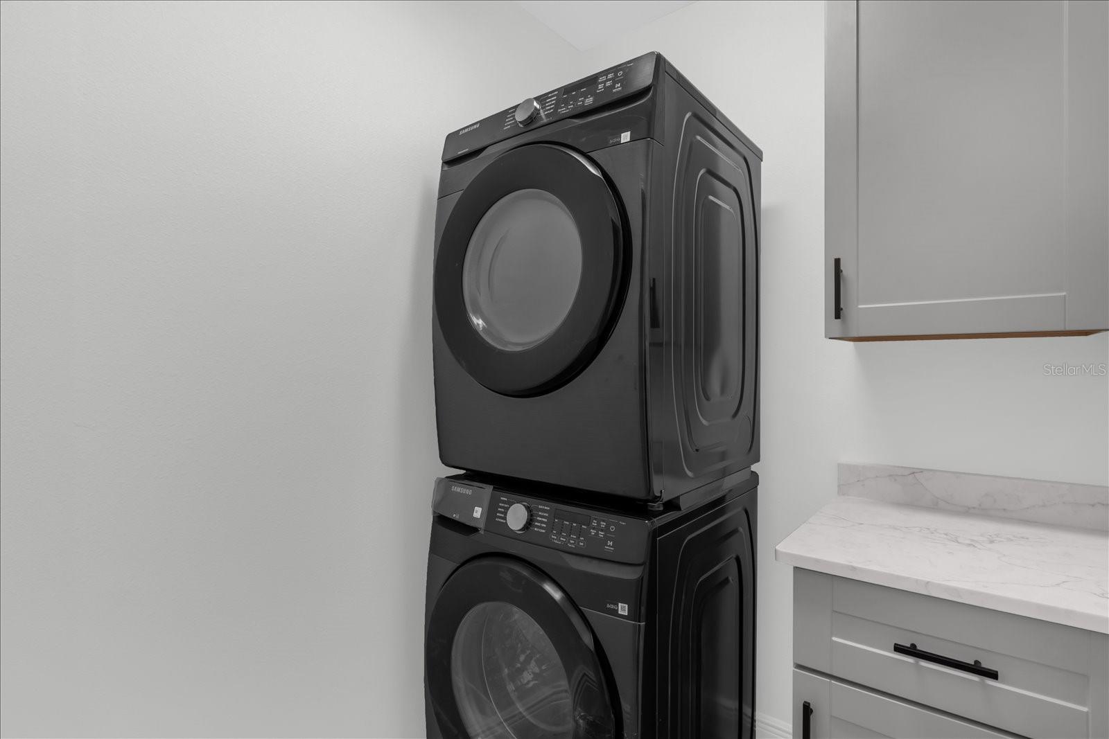 Image 15 of 20 For 4015 Indian Rock