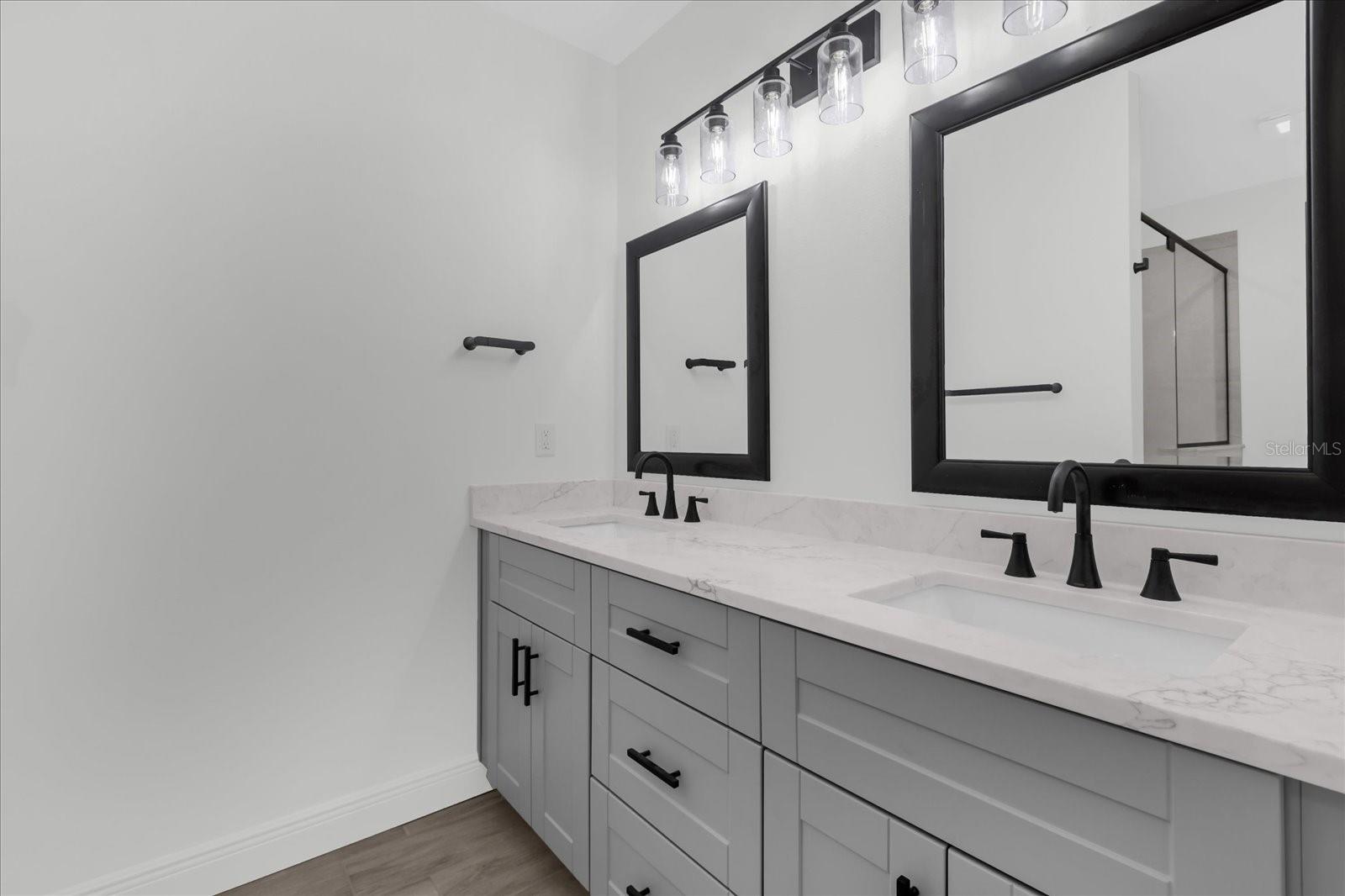 Image 9 of 20 For 4015 Indian Rock