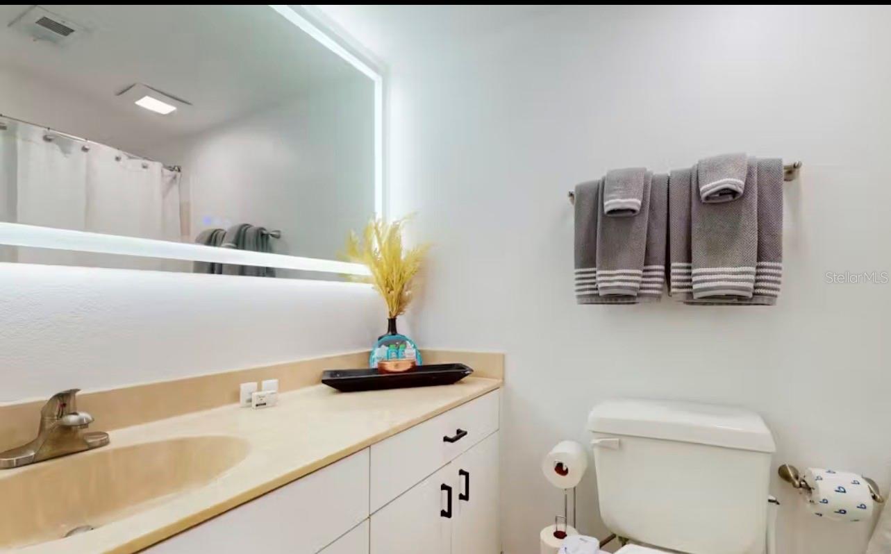 Image 17 of 21 For 3154 Tamarind Circle