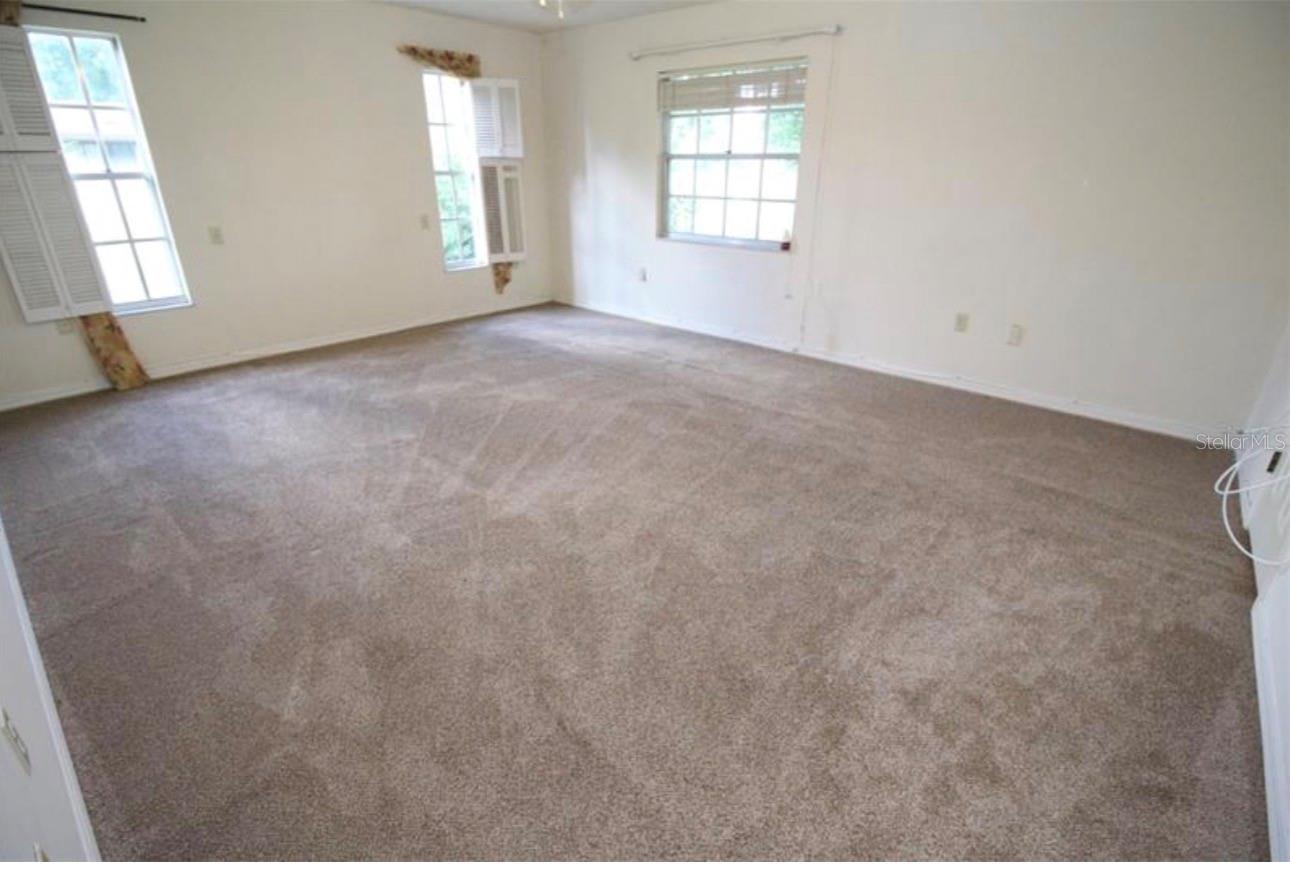 Image 17 of 28 For 125 Country Club Lane