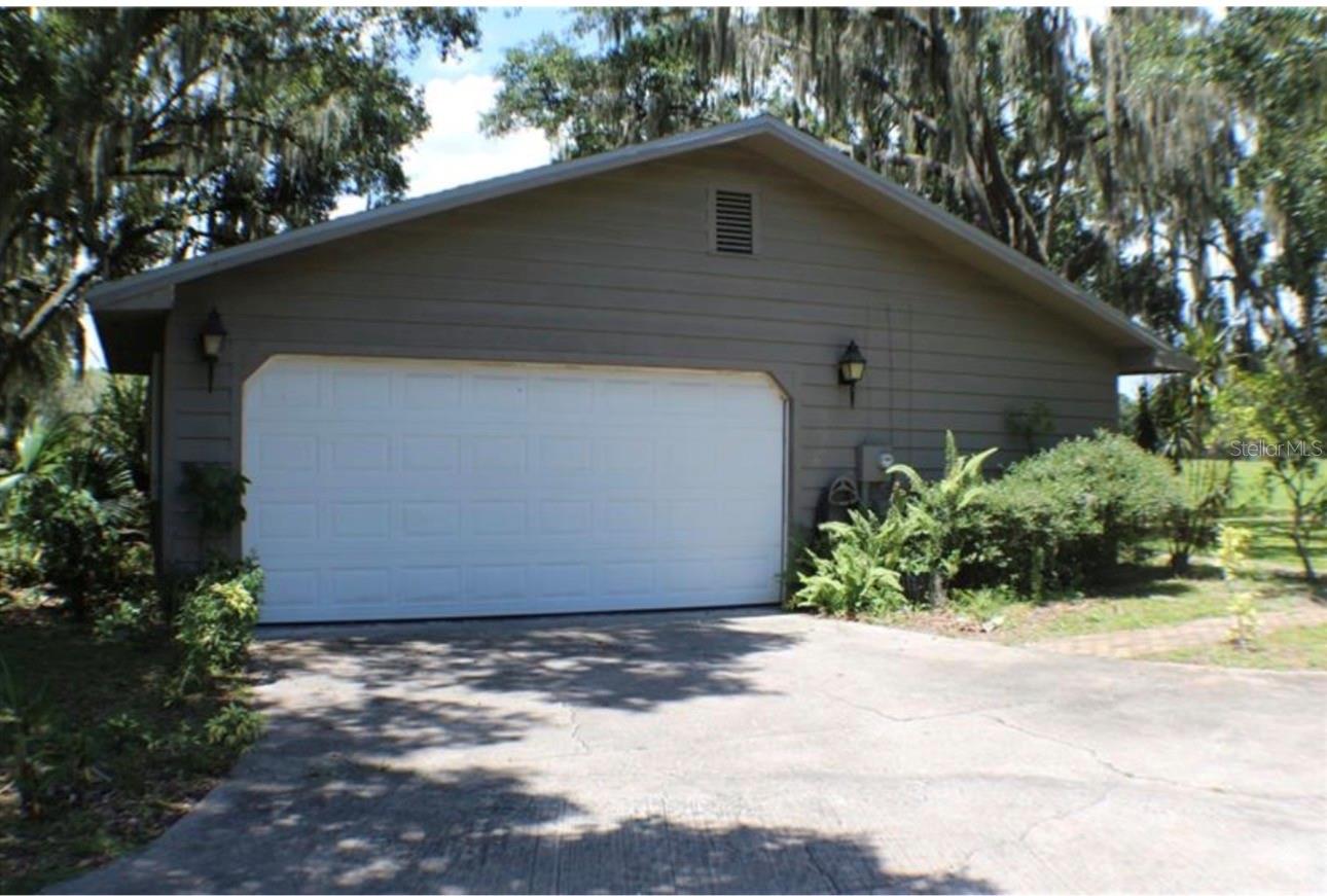 Image 8 of 28 For 125 Country Club Lane