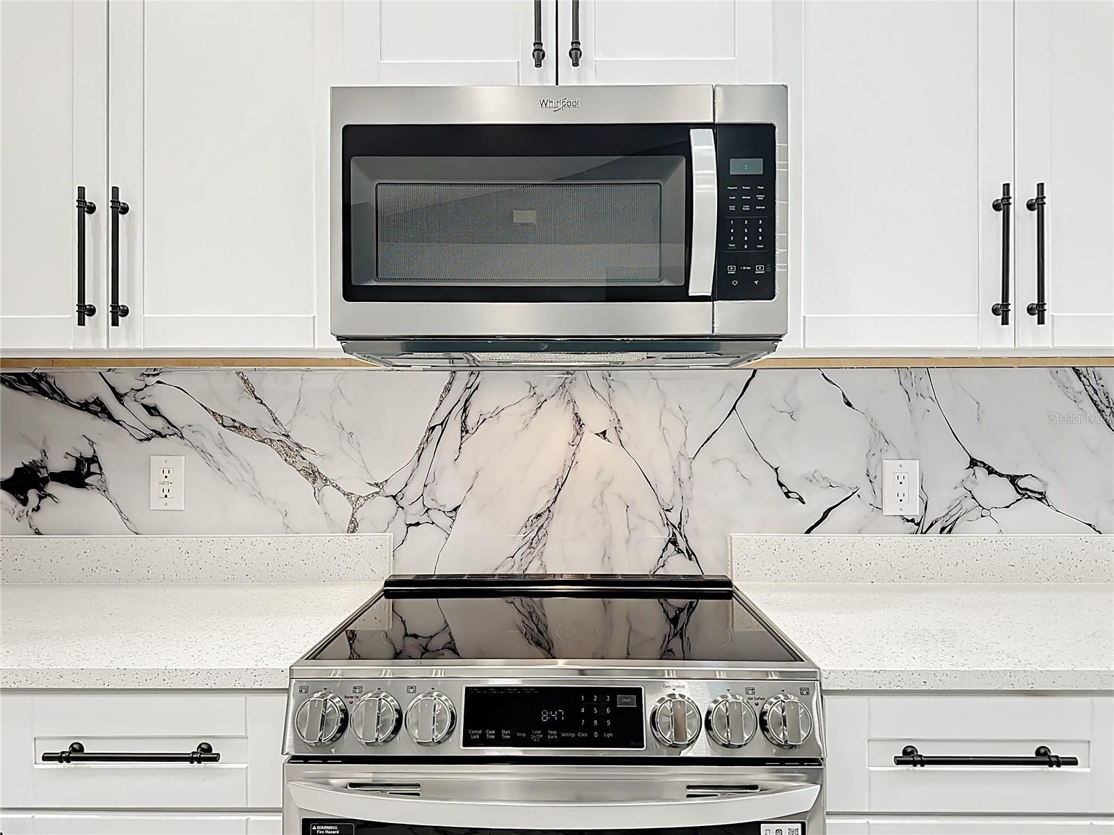 Image 16 of 67 For 697 Winding Lake Drive