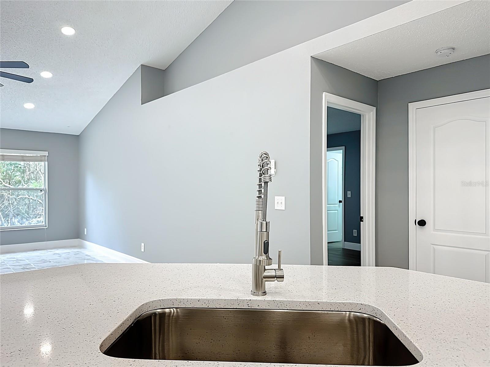 Image 17 of 67 For 697 Winding Lake Drive