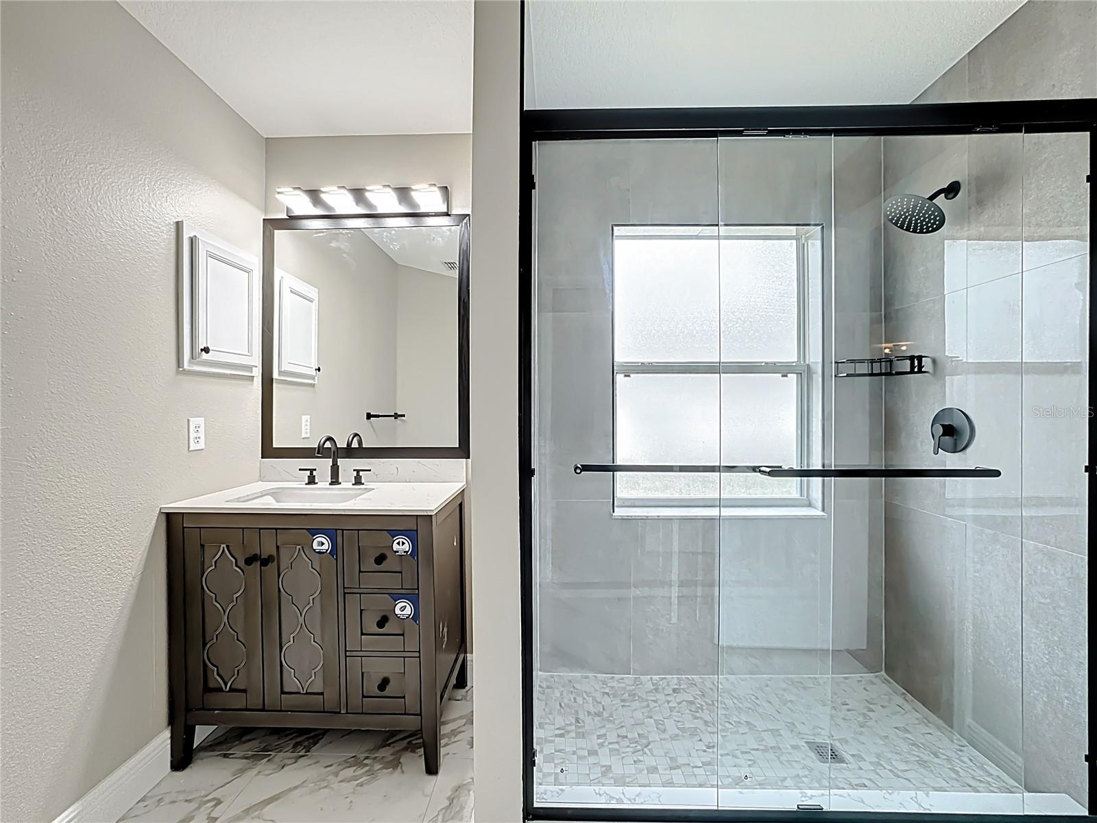 Image 33 of 67 For 697 Winding Lake Drive