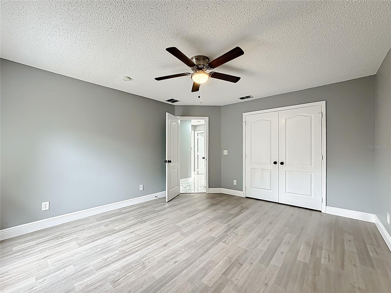 Image 47 of 67 For 697 Winding Lake Drive