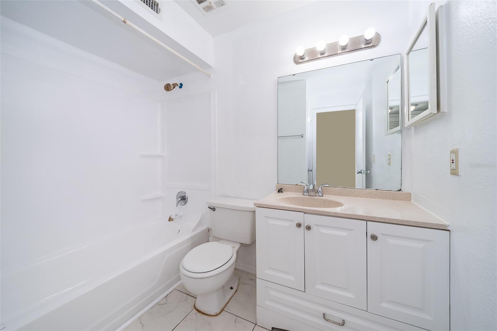 Image 14 of 22 For 295 Wymore Road 201