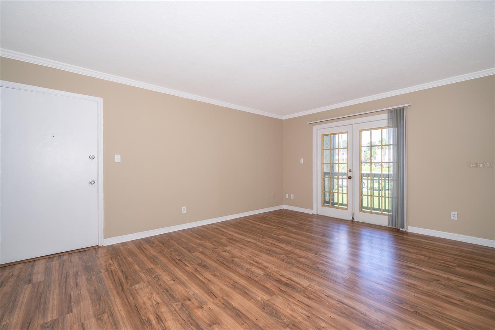 Image 6 of 22 For 295 Wymore Road 201