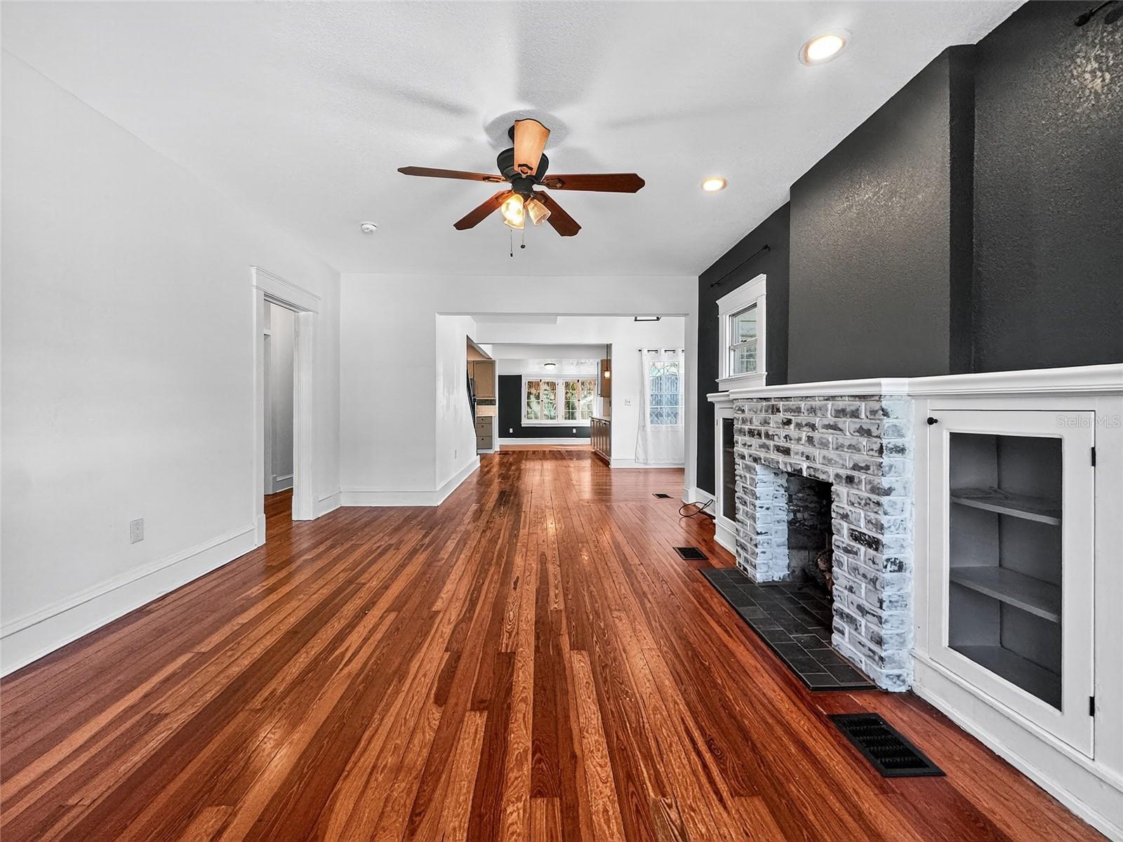 Image 11 of 62 For 1016 Washington Avenue