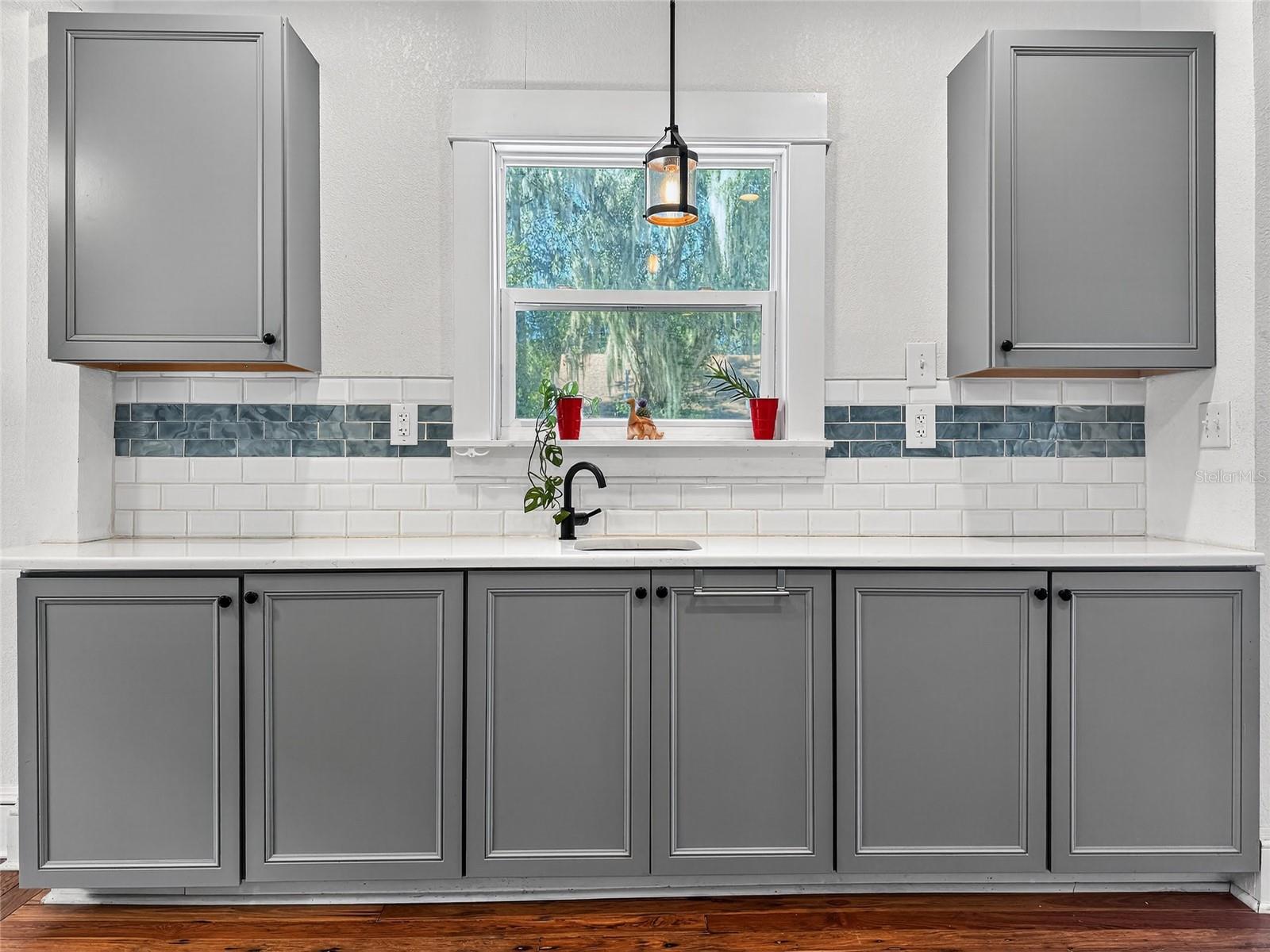 Image 16 of 62 For 1016 Washington Avenue