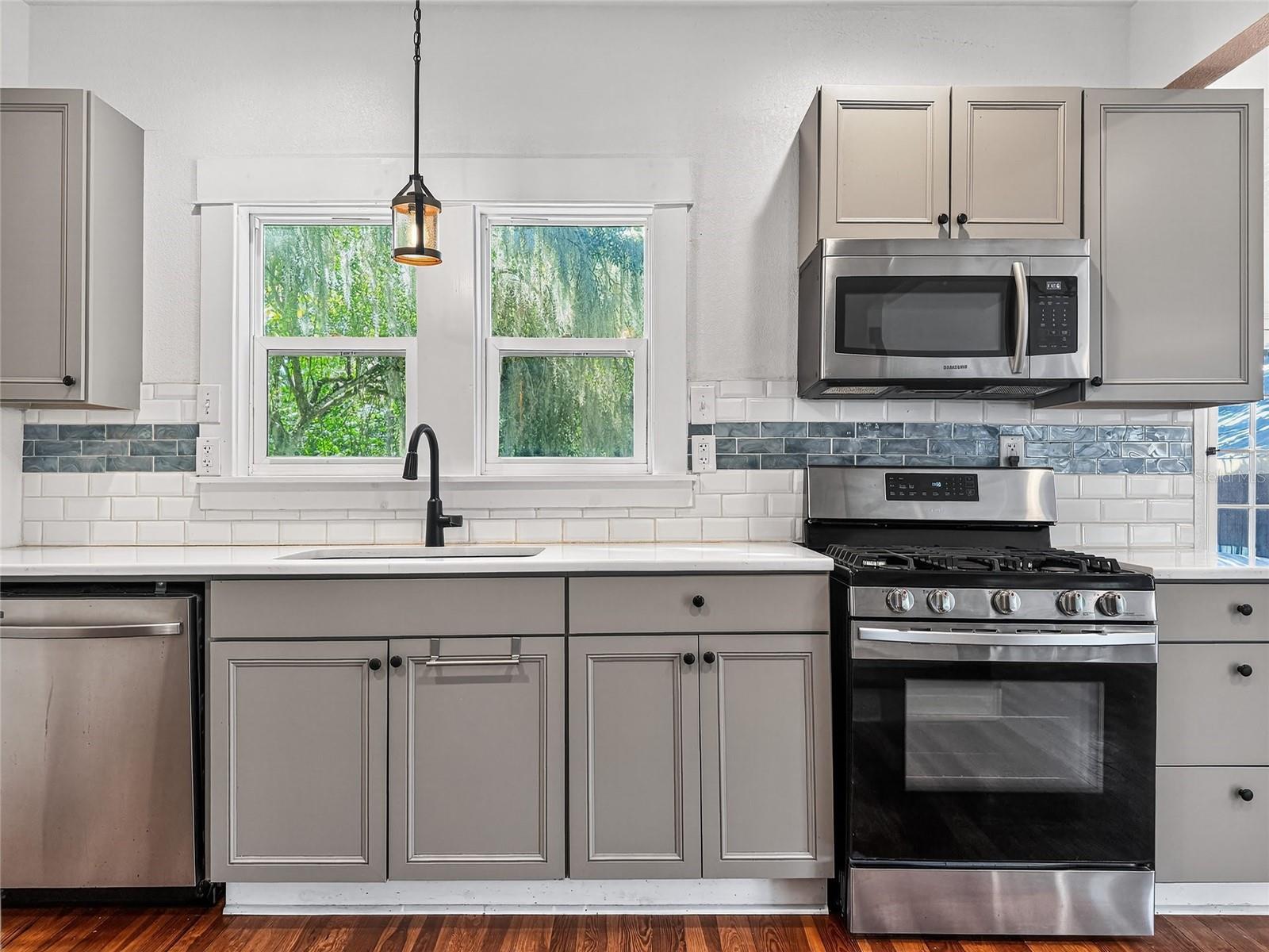 Image 21 of 62 For 1016 Washington Avenue