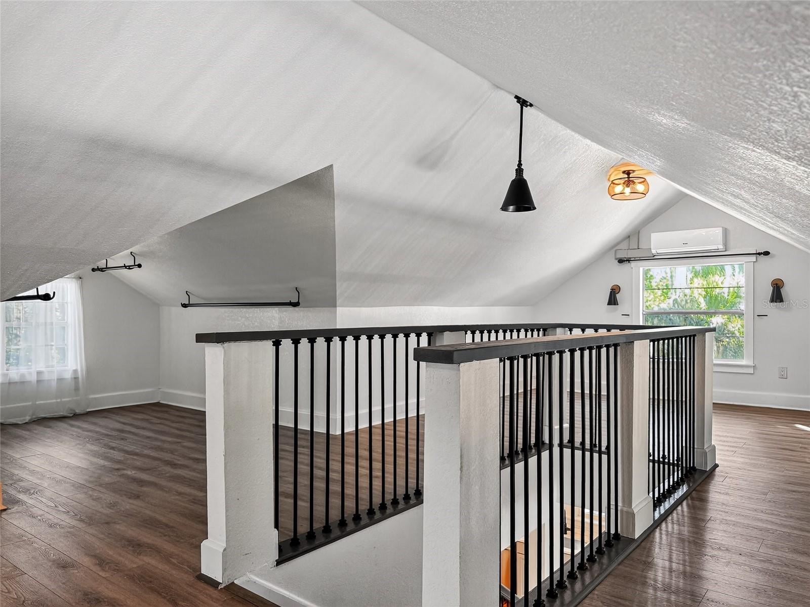 Image 38 of 62 For 1016 Washington Avenue