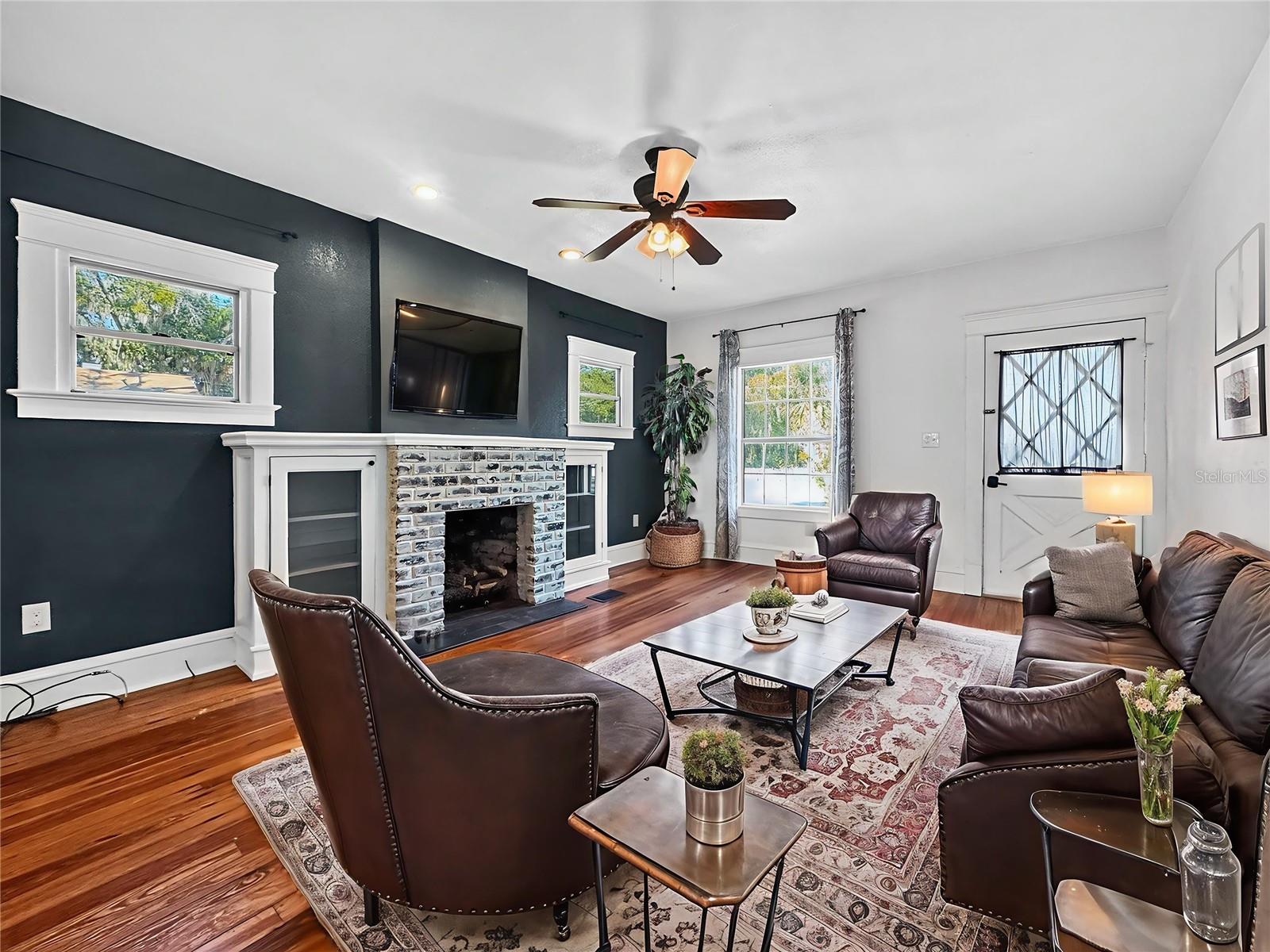 Image 7 of 62 For 1016 Washington Avenue