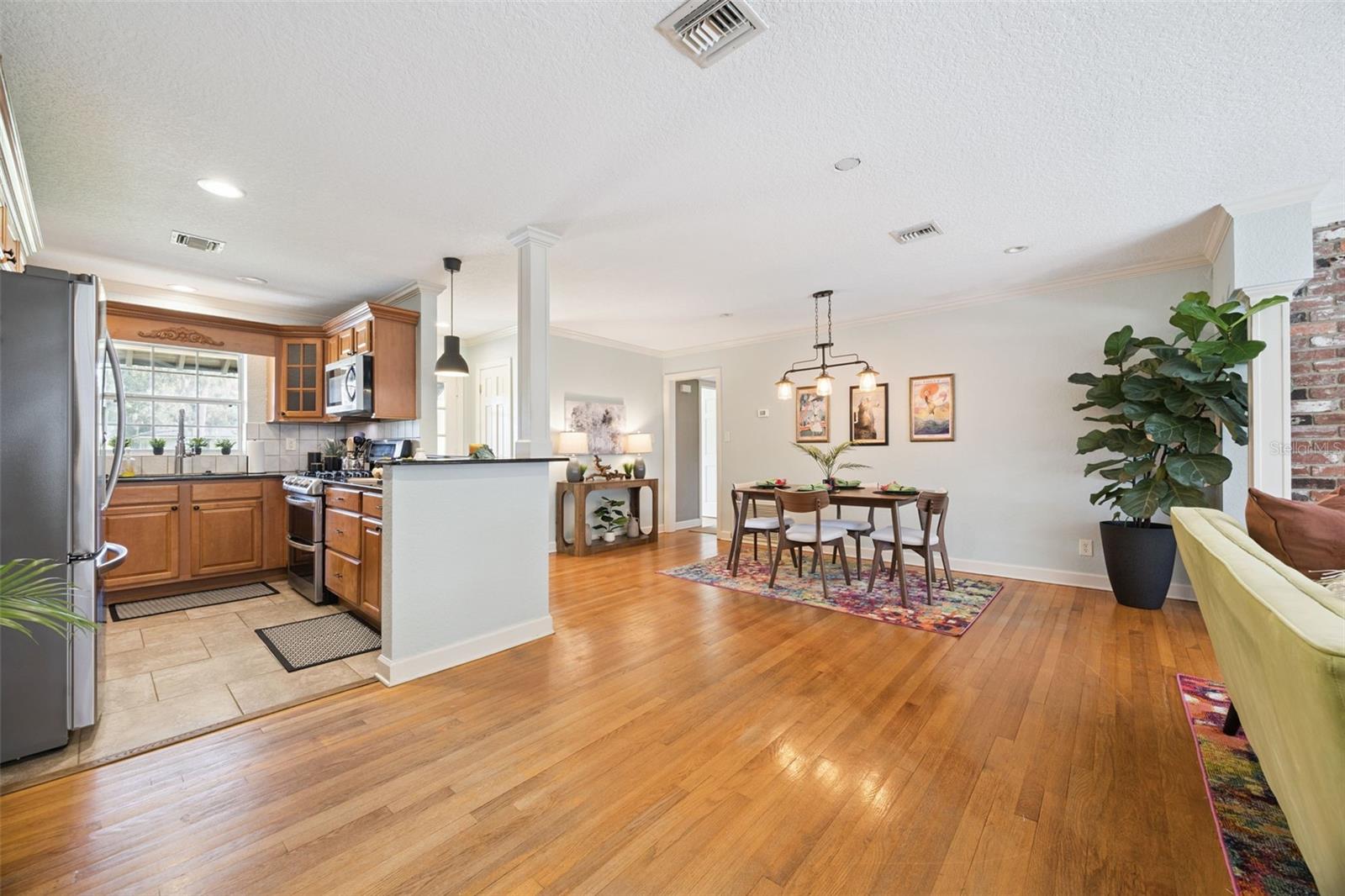 Image 16 of 83 For 108 Virginia Avenue