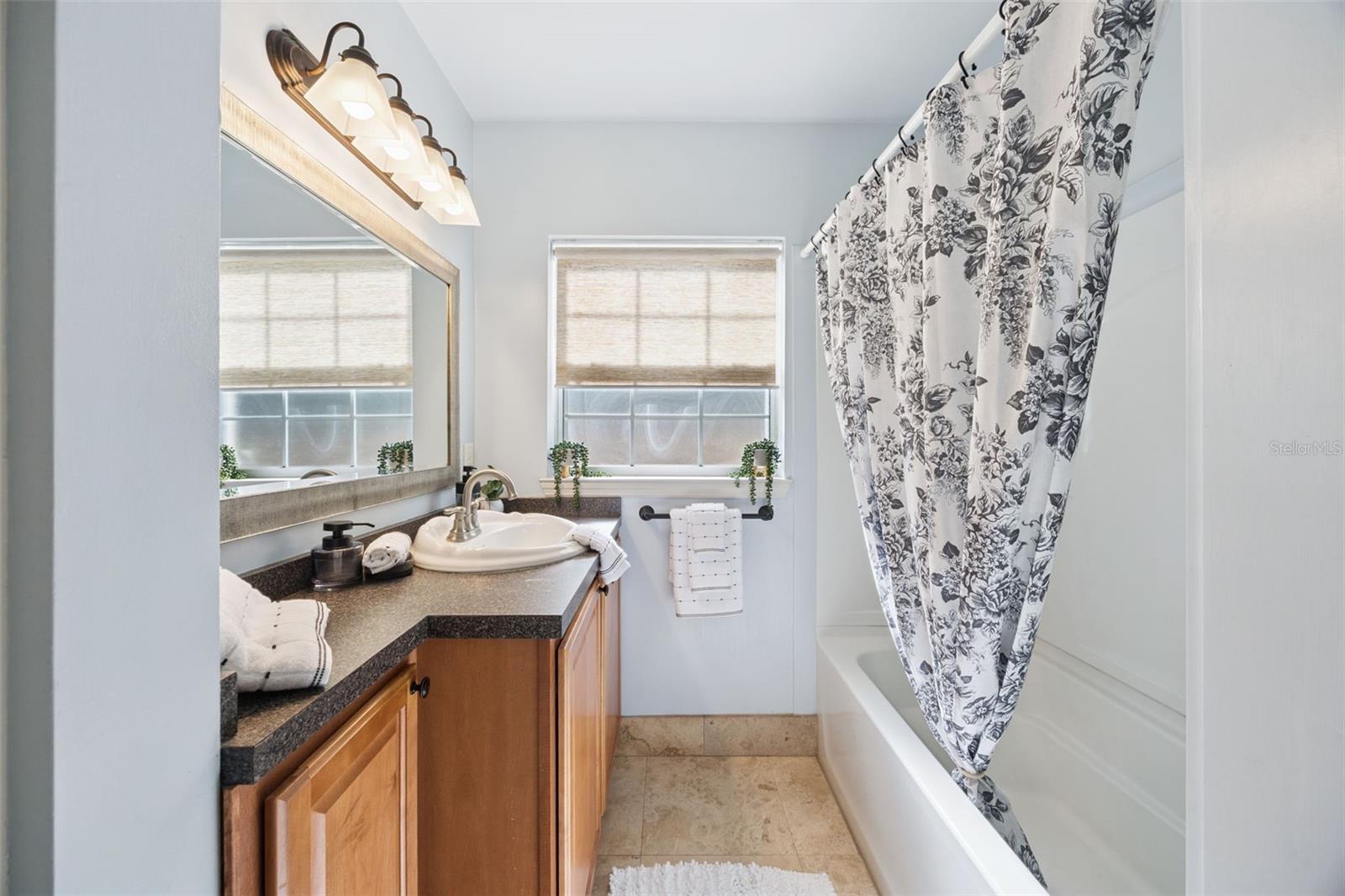 Image 28 of 83 For 108 Virginia Avenue