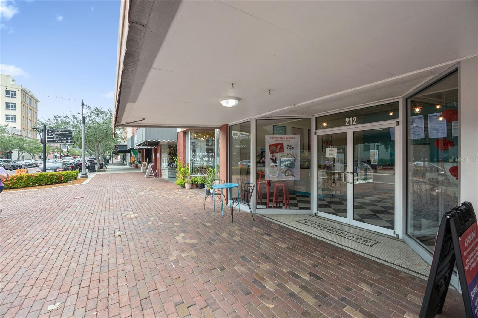 Image 57 of 83 For 108 Virginia Avenue