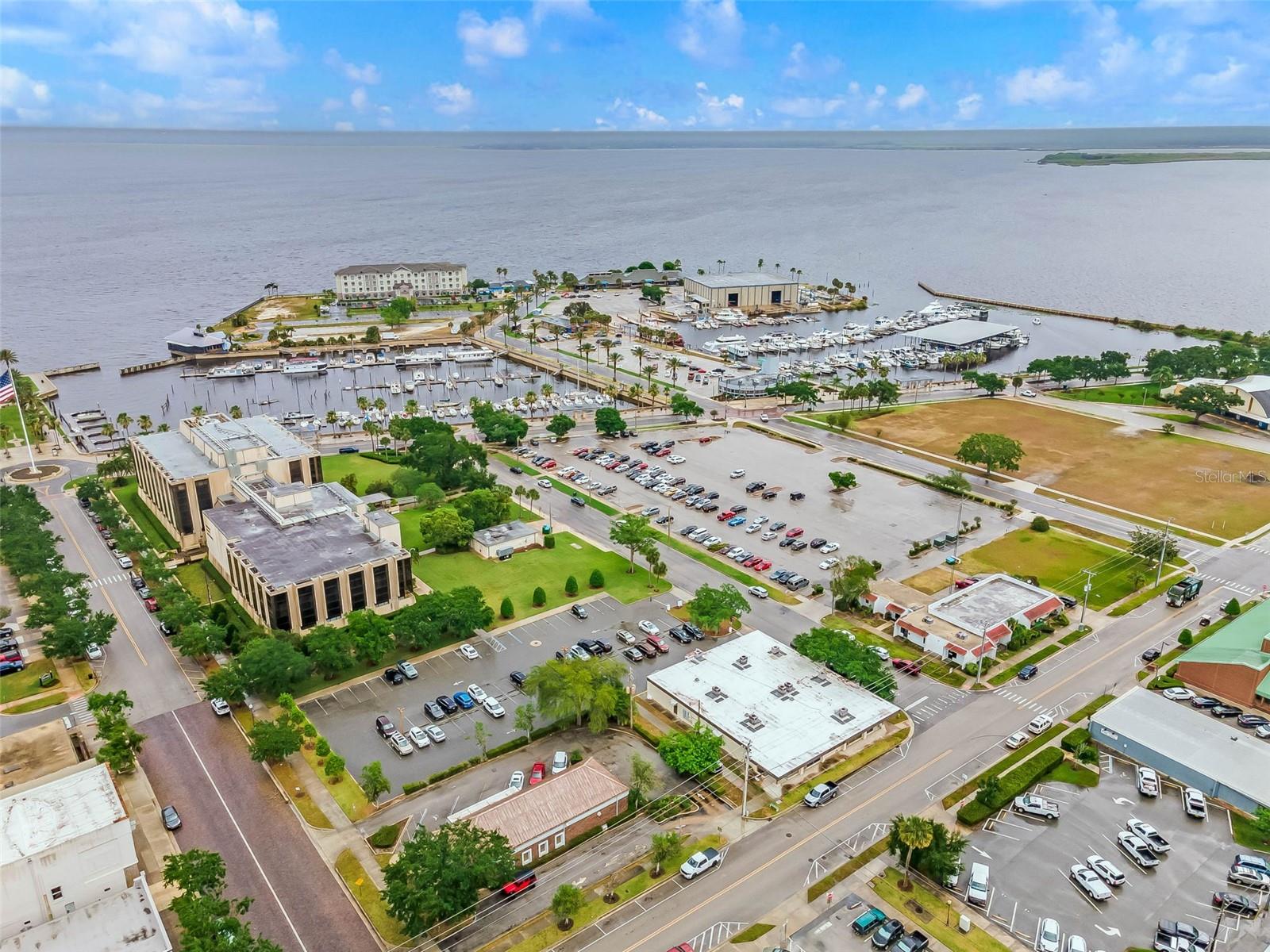 Image 69 of 83 For 108 Virginia Avenue