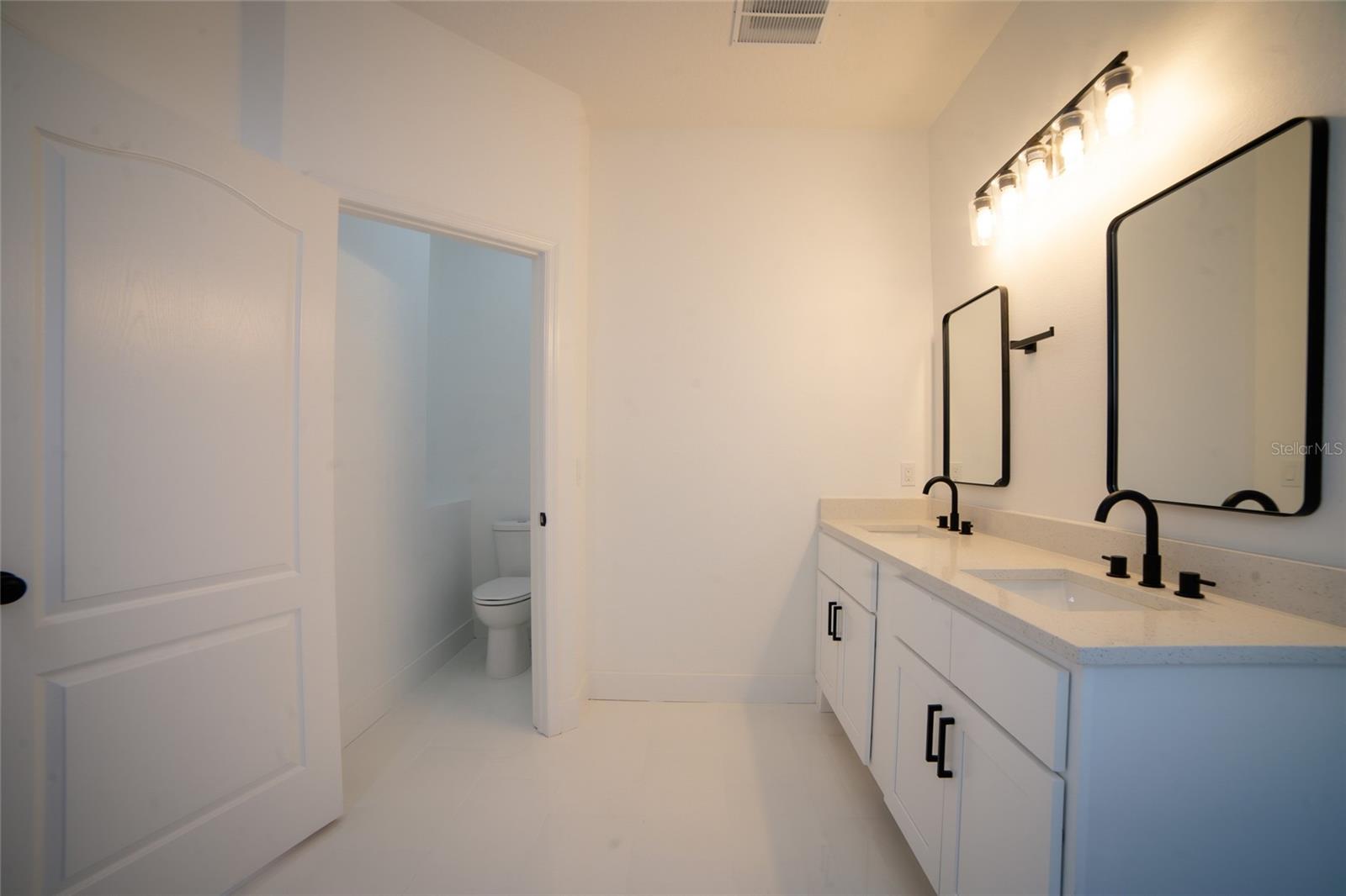 Image 14 of 27 For 14046 Morning Frost Drive