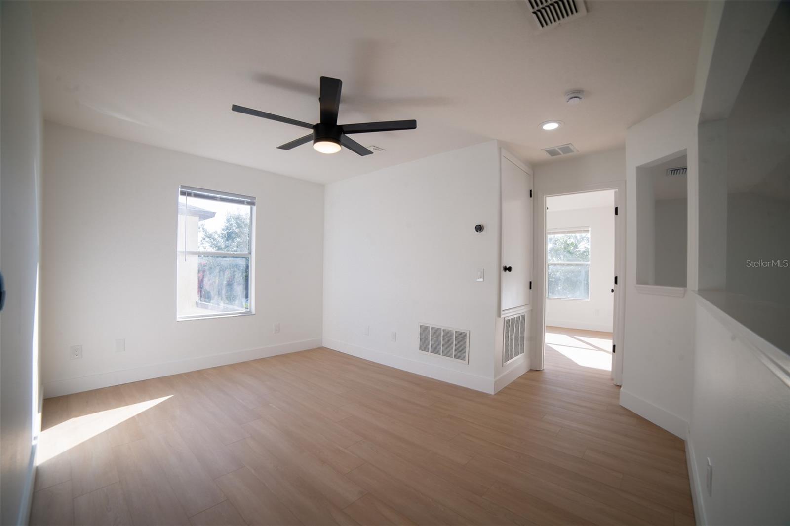 Image 15 of 27 For 14046 Morning Frost Drive