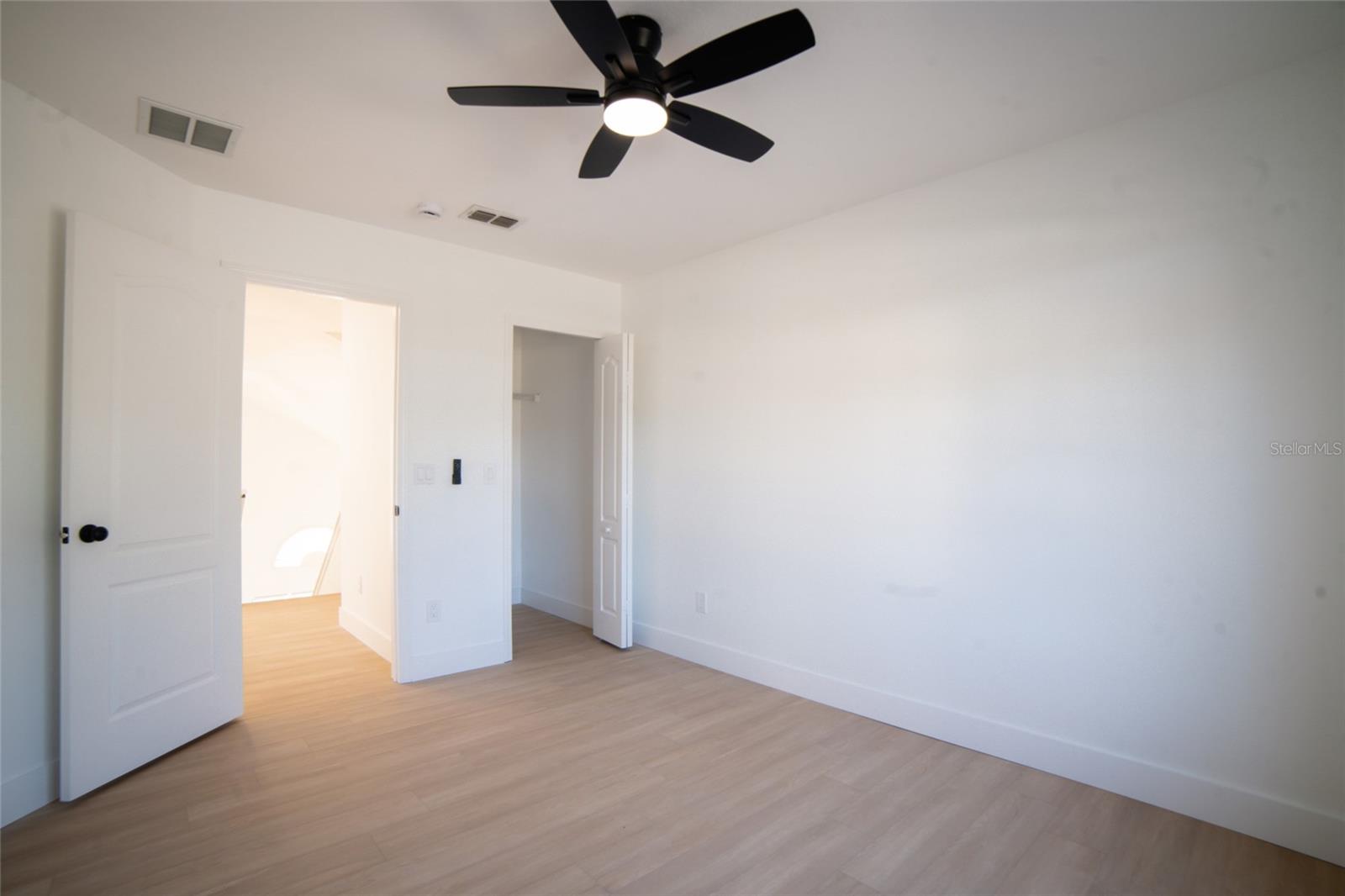 Image 19 of 27 For 14046 Morning Frost Drive