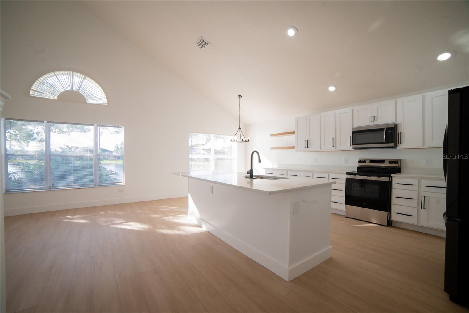 Image 5 of 27 For 14046 Morning Frost Drive