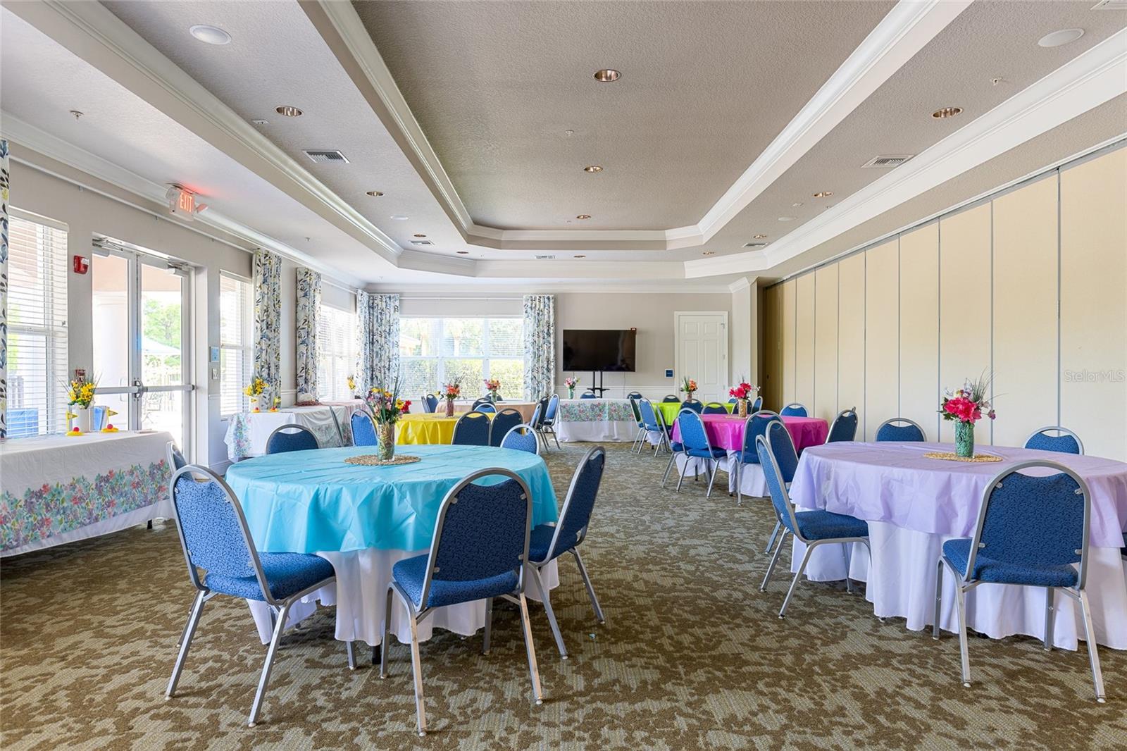 Image 33 of 48 For 8296 Portofino Drive 405