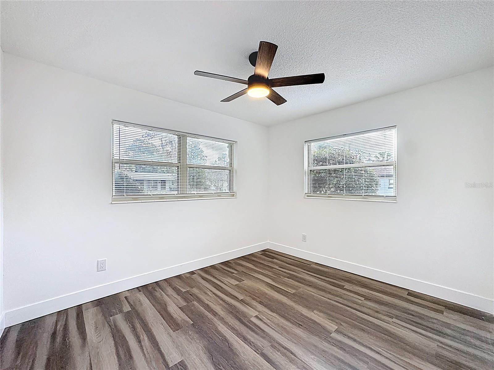 Image 16 of 21 For 116 Exeter Avenue